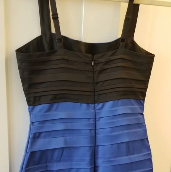 NWT BCBG Navy Blue Colorblock Dress NEW - Picture 4 of 7